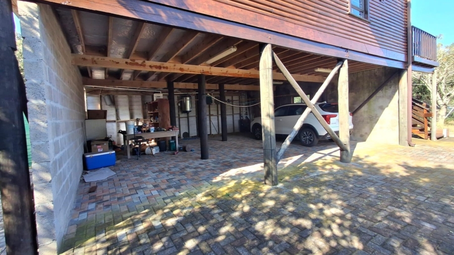 3 Bedroom Property for Sale in Seafield Eastern Cape
